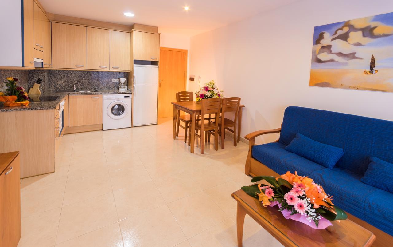 Inmosantos Apartamentos Daniel Ρόζες Εξωτερικό φωτογραφία