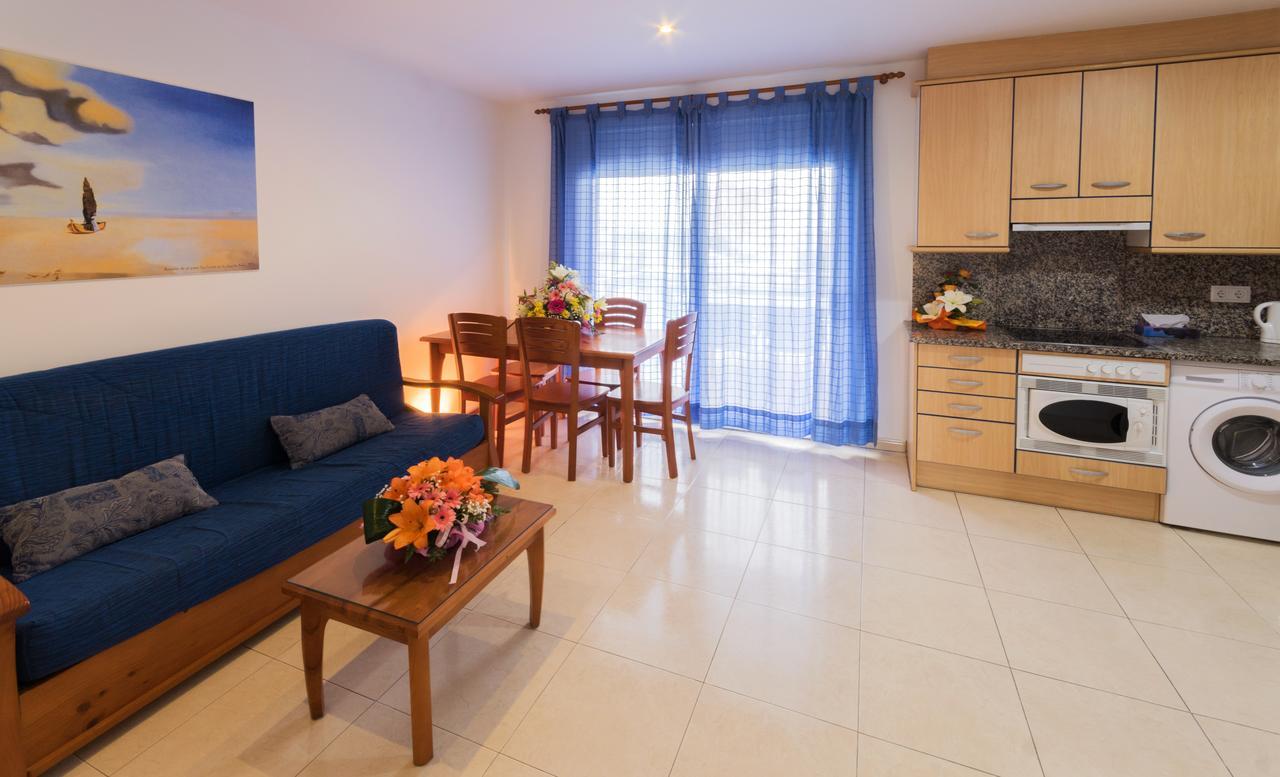 Inmosantos Apartamentos Daniel Ρόζες Εξωτερικό φωτογραφία