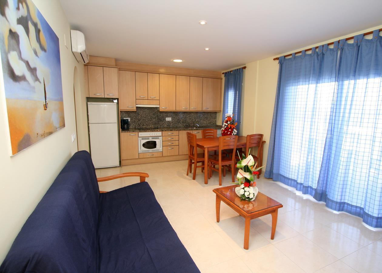 Inmosantos Apartamentos Daniel Ρόζες Εξωτερικό φωτογραφία