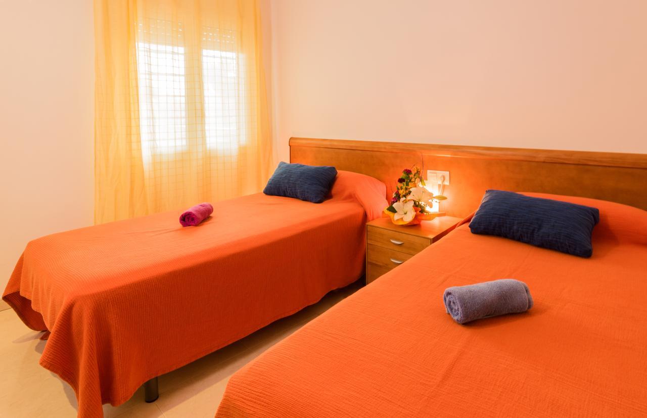 Inmosantos Apartamentos Daniel Ρόζες Εξωτερικό φωτογραφία