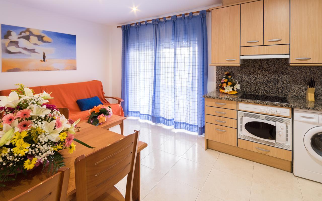 Inmosantos Apartamentos Daniel Ρόζες Εξωτερικό φωτογραφία