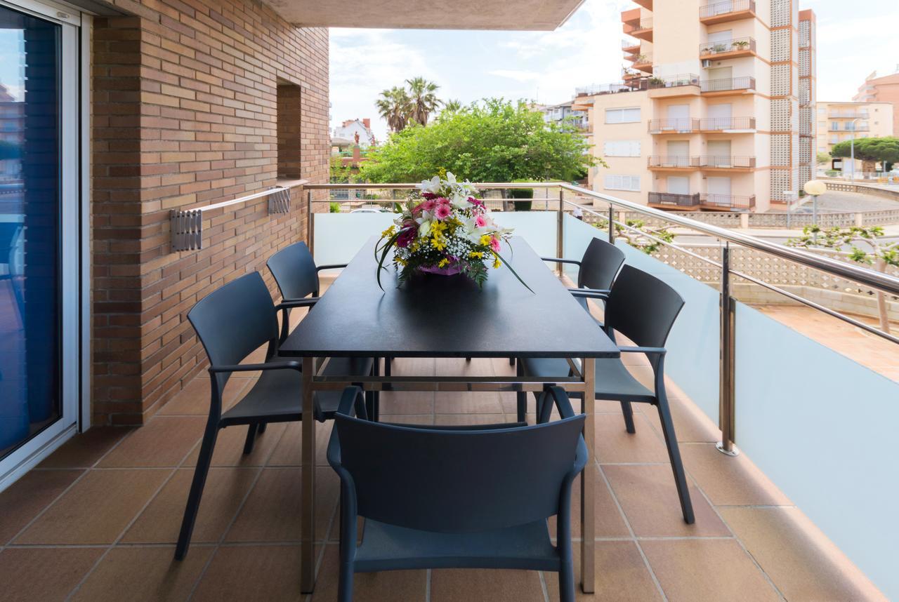 Inmosantos Apartamentos Daniel Ρόζες Εξωτερικό φωτογραφία