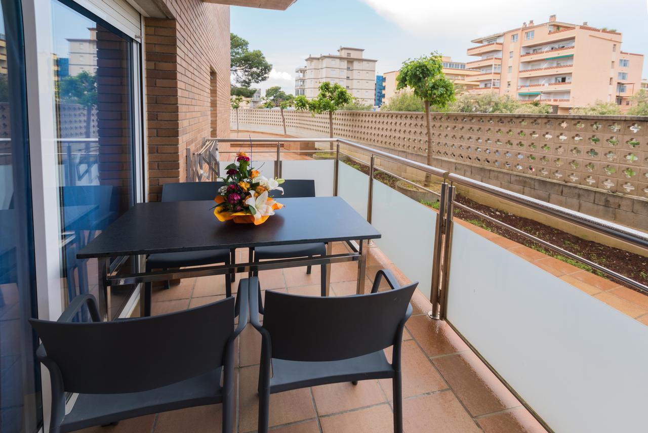 Inmosantos Apartamentos Daniel Ρόζες Εξωτερικό φωτογραφία