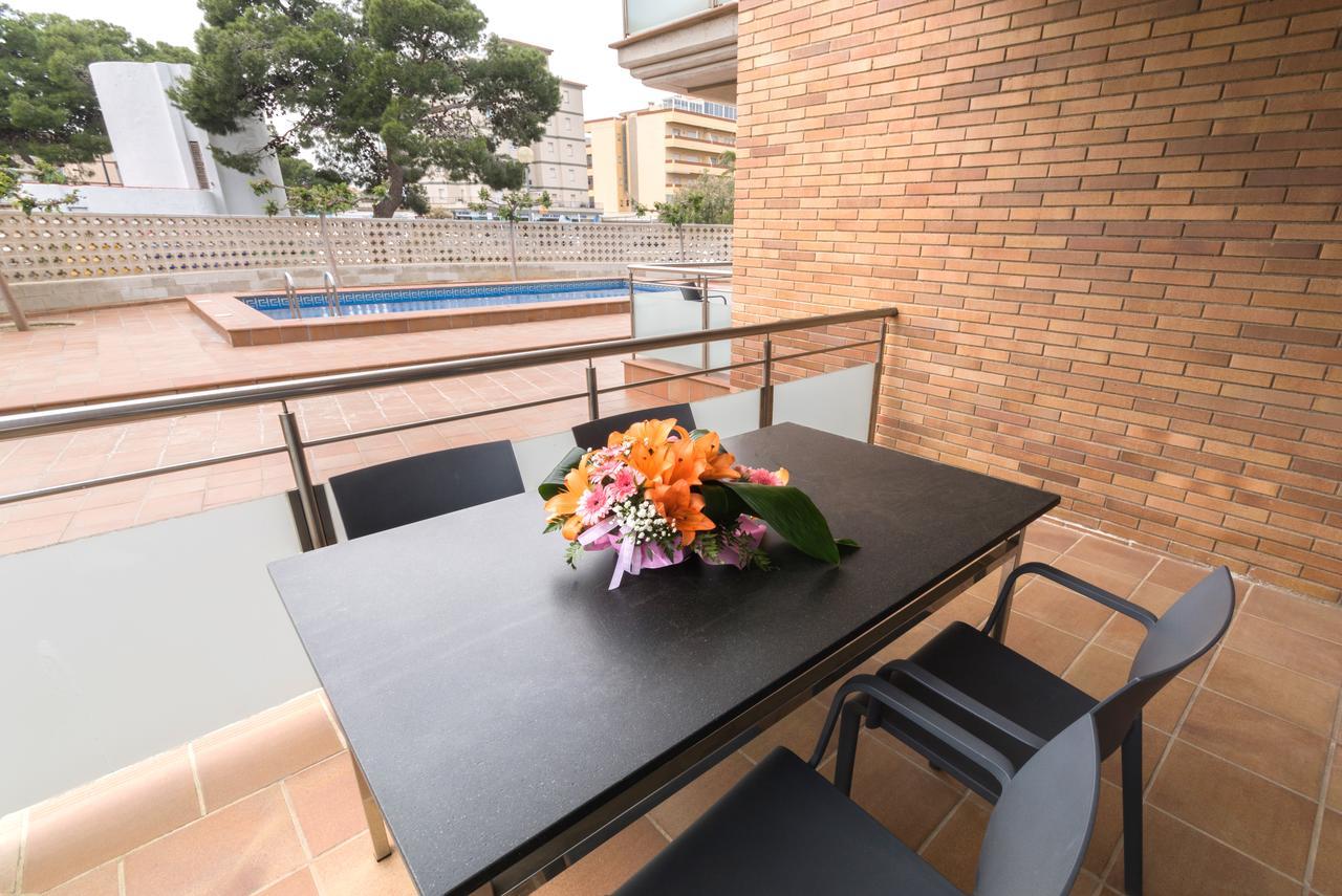Inmosantos Apartamentos Daniel Ρόζες Εξωτερικό φωτογραφία